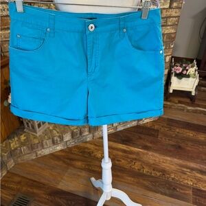 Bandolino Women's Turquoise Blue Shorts